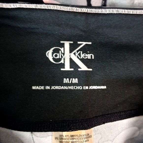 Calvin Klein Womens Athletic Shorts M Camo Print Biker Pockets Spandex Yoga - Picture 6 of 8